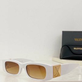 Picture of Valentino Sunglasses _SKUfw46788692fw